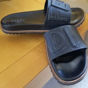 FENDI SLIDES